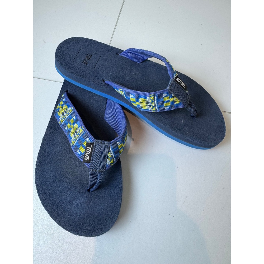 Teva Mush II Flip Flop Sandals Kids Size 3 Blue Geometric Pattern Gorpcore